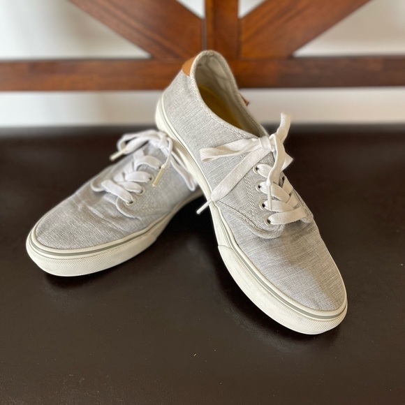 Vans women’s size 9.5 - Picture 1 of 17
